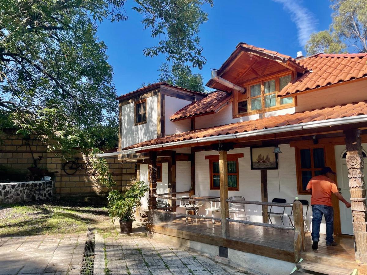 Cabanas El Chalet Morelia Exterior foto